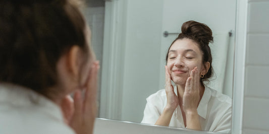🧼 Ultimate Guide to Buying the Best Facewash in Pakistan for Your Skin Type